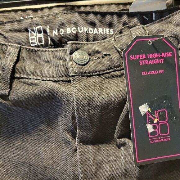 No Boundaries 2 pair Woman's super high rise jeans NWT - Picture 6 of 7